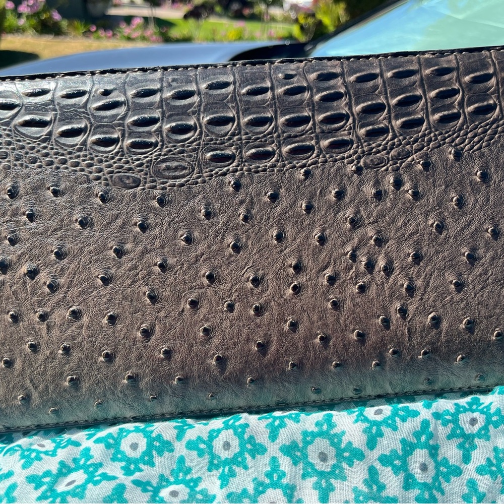 Elegant Black Shoulder Bag - Picture 5 of 5